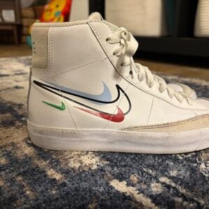 Nike Blazer Mid 77